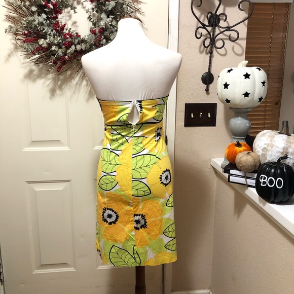 Elevenses Yellow Hawaiian Print Strapless Dress🌺 - Picture 5 of 8